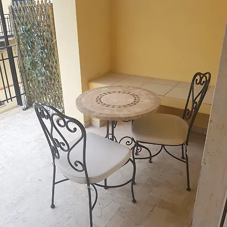 Torre Dei Saraceni B&B 마리나디지오이사이오니카