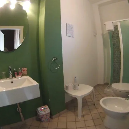 Torre Dei Saraceni B&B 마리나디지오이사이오니카