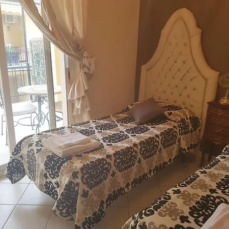 Bed & Breakfast Torre Dei Saraceni 3*