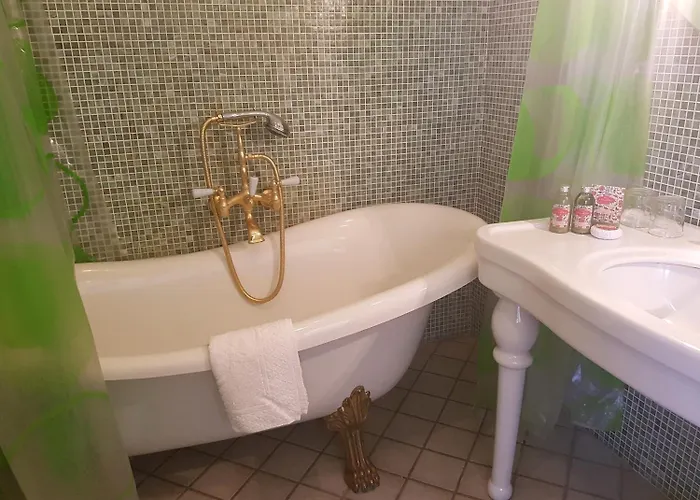 Torre Dei Saraceni Alojamento de Acomodação e Pequeno-almoço 3*